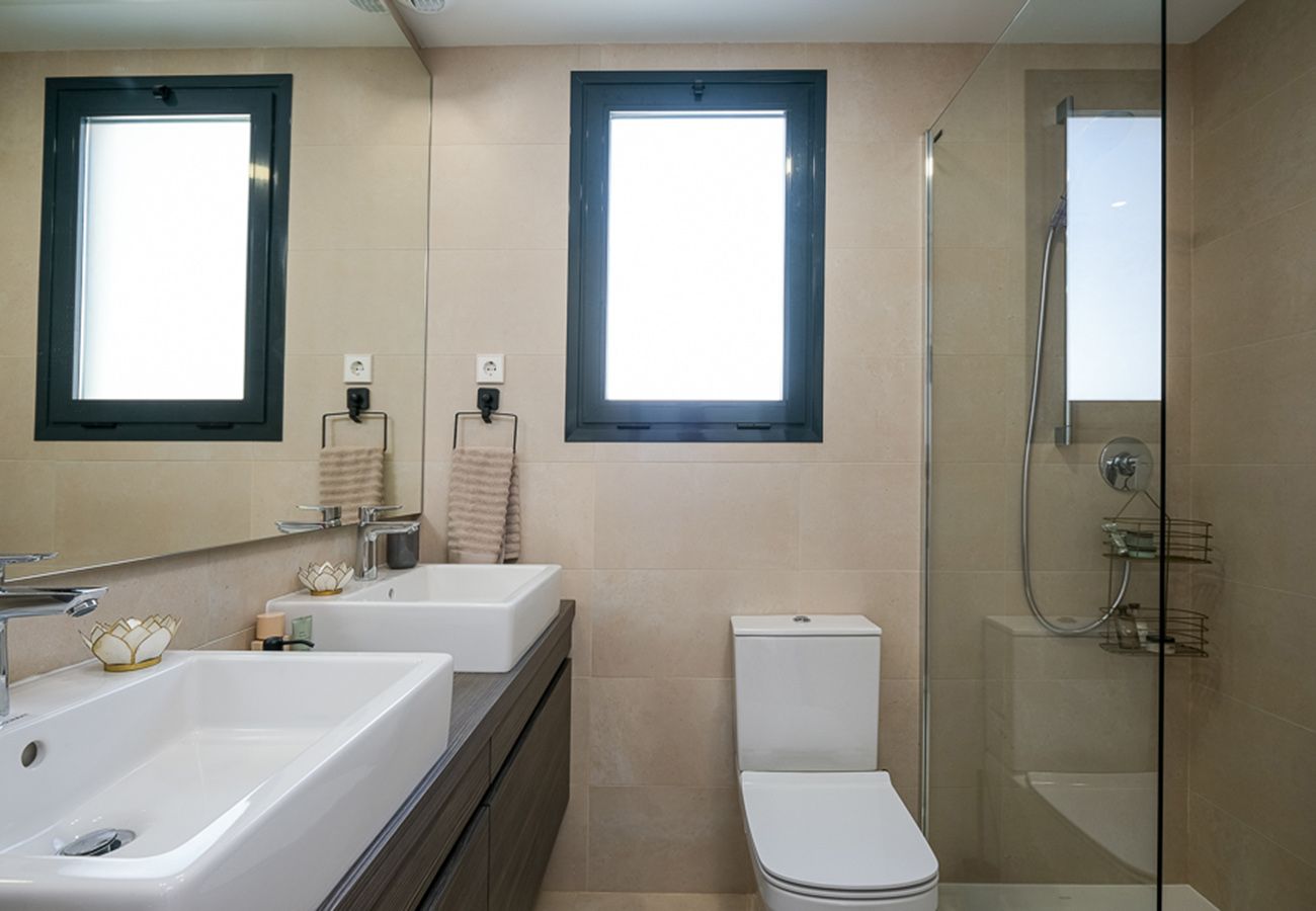 Apartamento en Fuengirola - Cozy 3BR in exclusive complex w/2 pools.